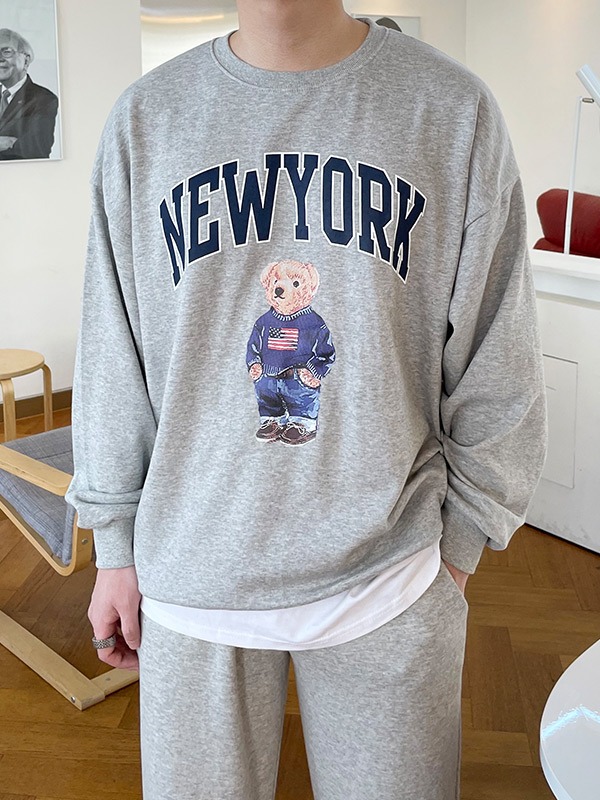 뉴욕 곰돌이 오버핏 맨투맨 티셔츠
